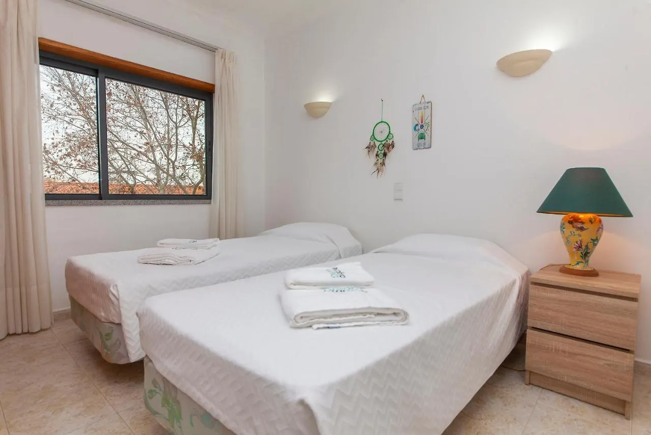Gama Avenue Apartments Λάγος 0*,